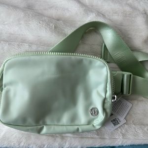 Lululemon Mint belt bag